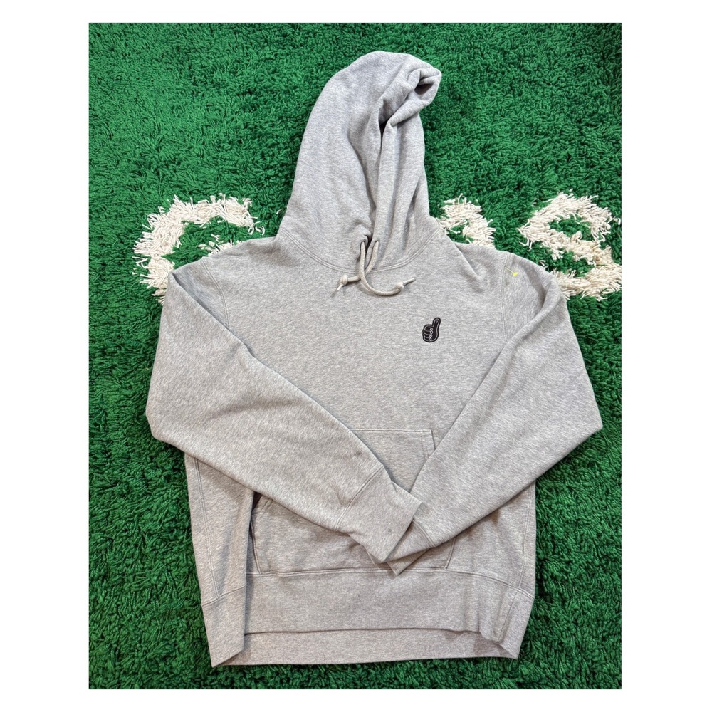 Uniqlo UT Ceizer Hoodie Mens Small Gray Good No Worries Club Graphic Pullover